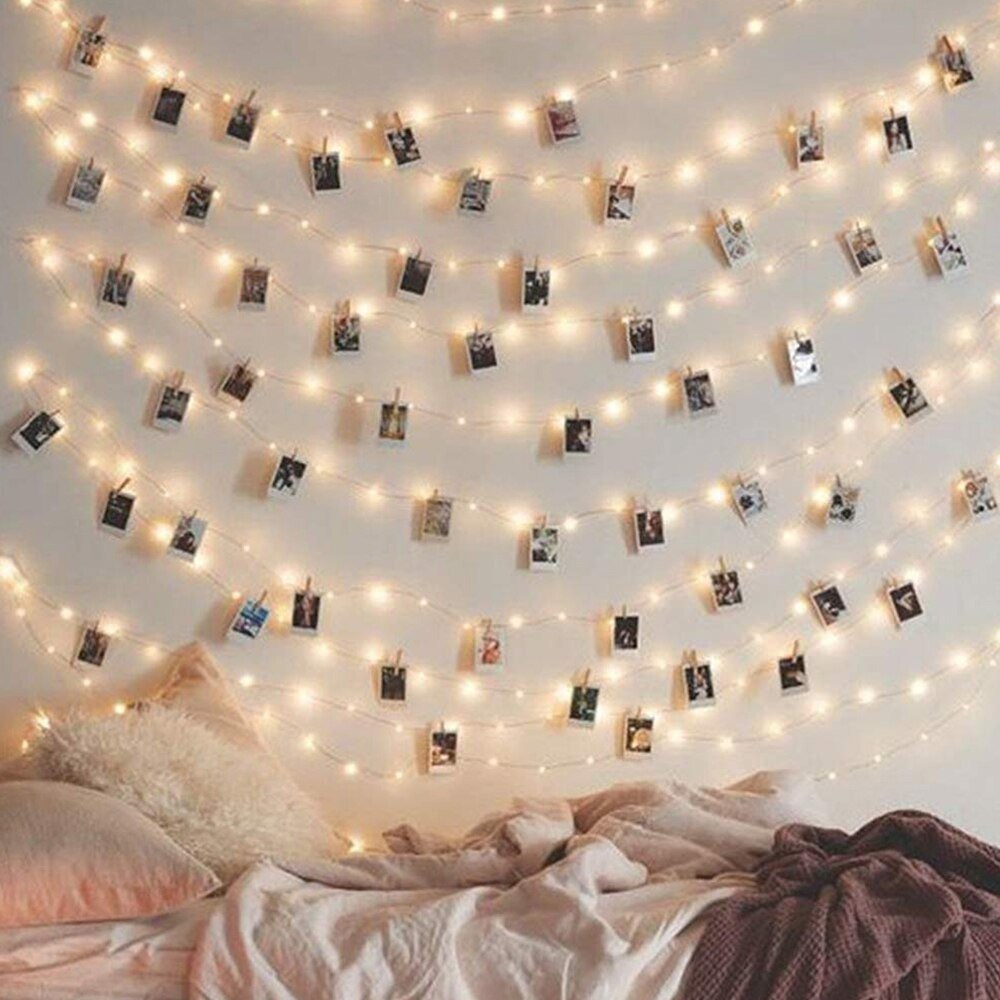string light with 10 pin picture holders
